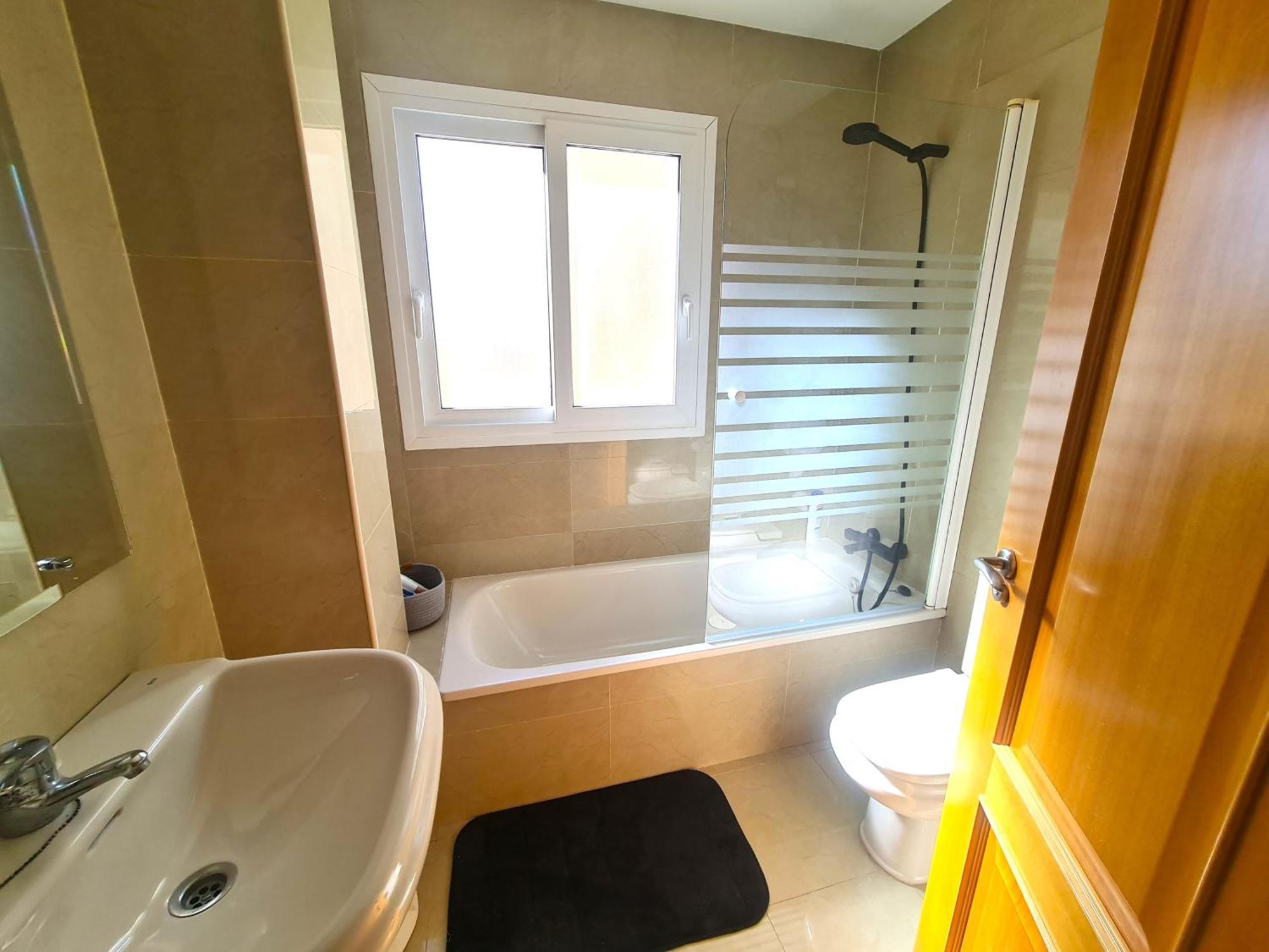 Ave Huelin 3Rooms Alojamiento Con Parking Y Ac Малага Екстериор снимка