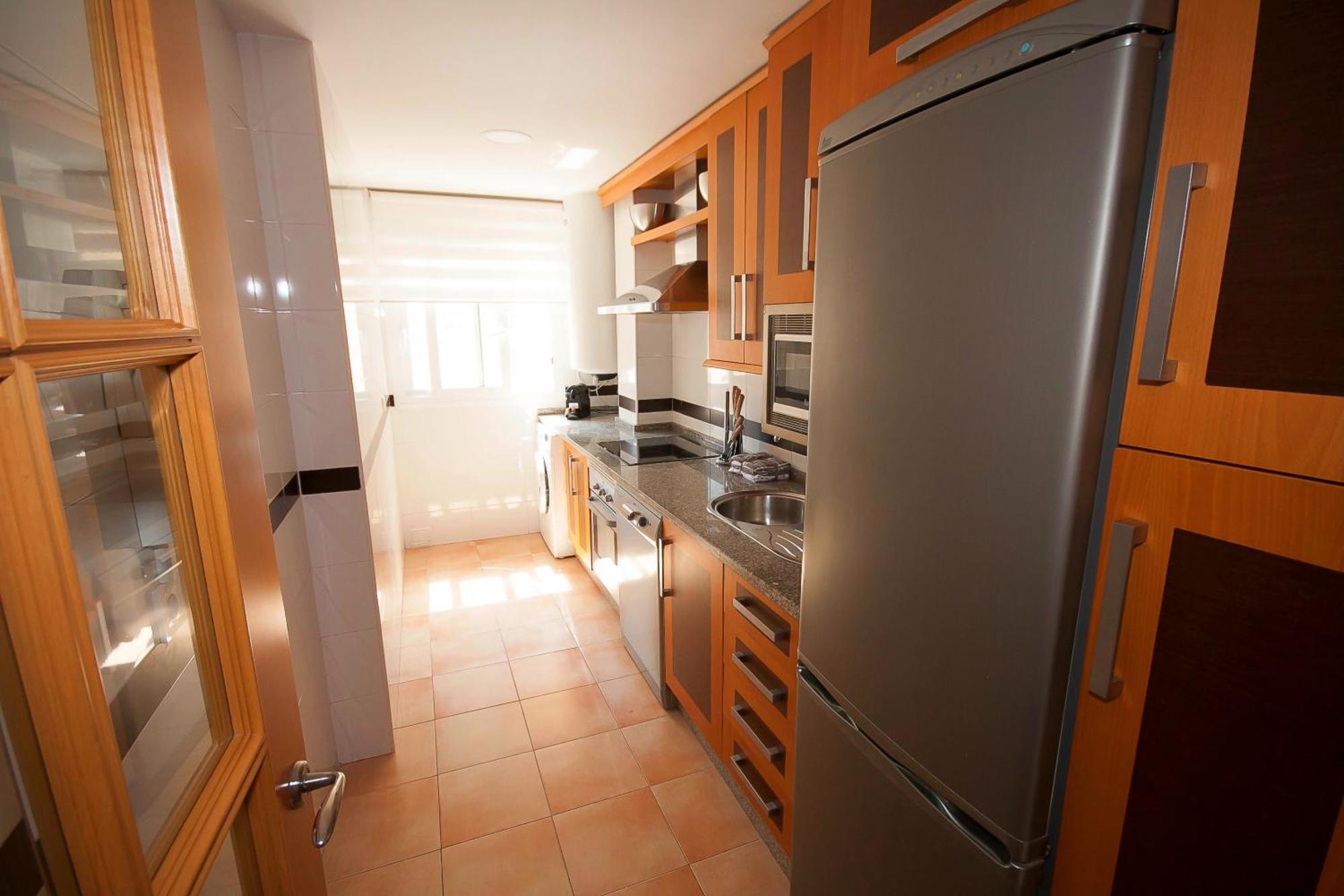 Ave Huelin 3Rooms Alojamiento Con Parking Y Ac Малага Екстериор снимка