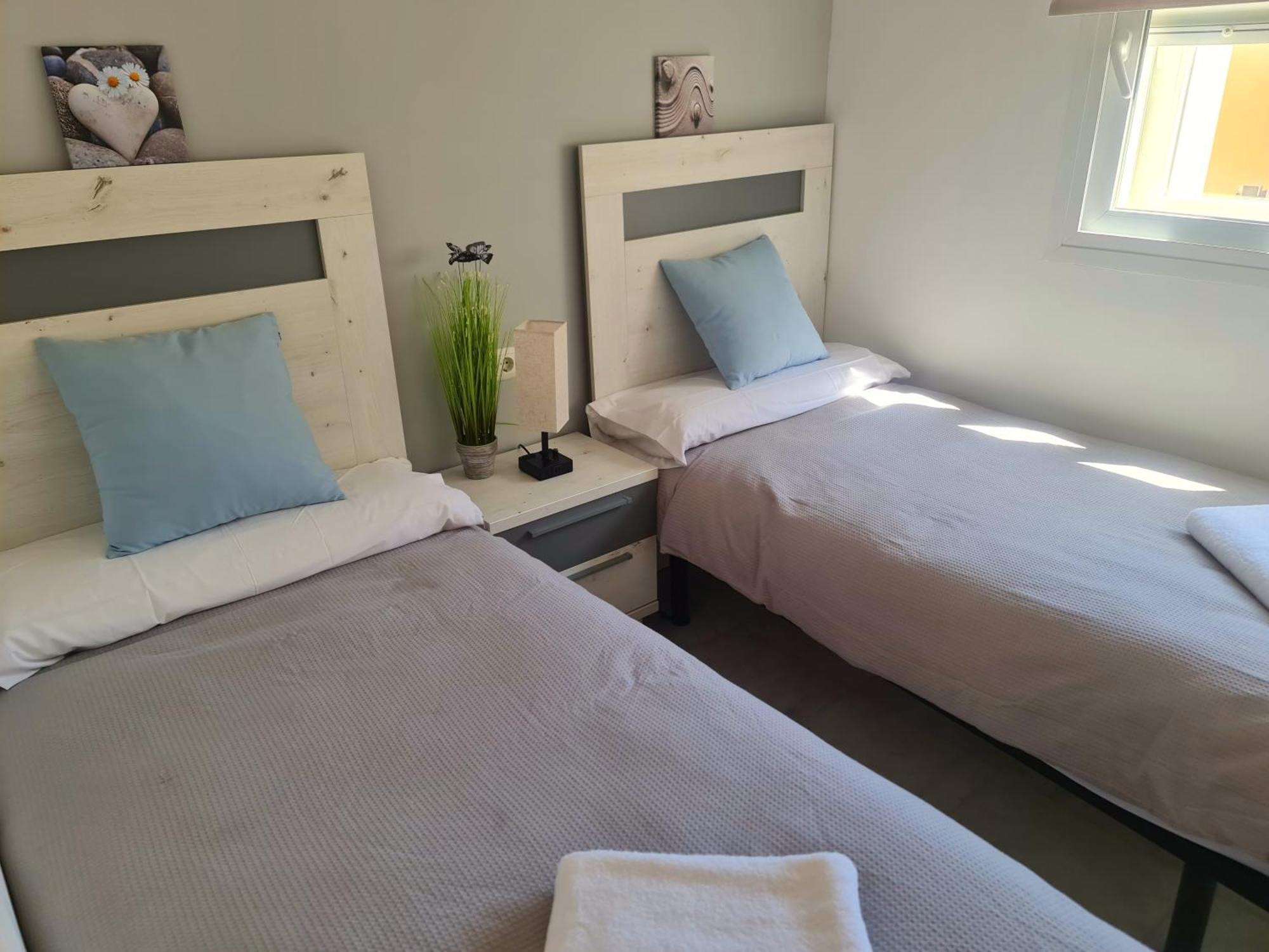 Ave Huelin 3Rooms Alojamiento Con Parking Y Ac Малага Екстериор снимка